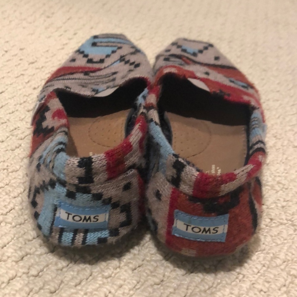 Toms! - Picture 5 of 5